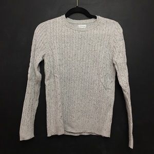 Light grey sweater